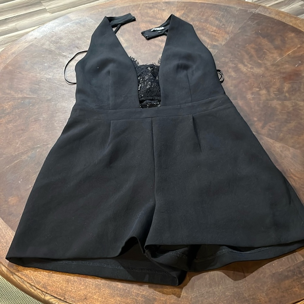Elegant Black Lace Detail Jumpsuit With XOXO WOMENS B&W Snake Skin Blouse